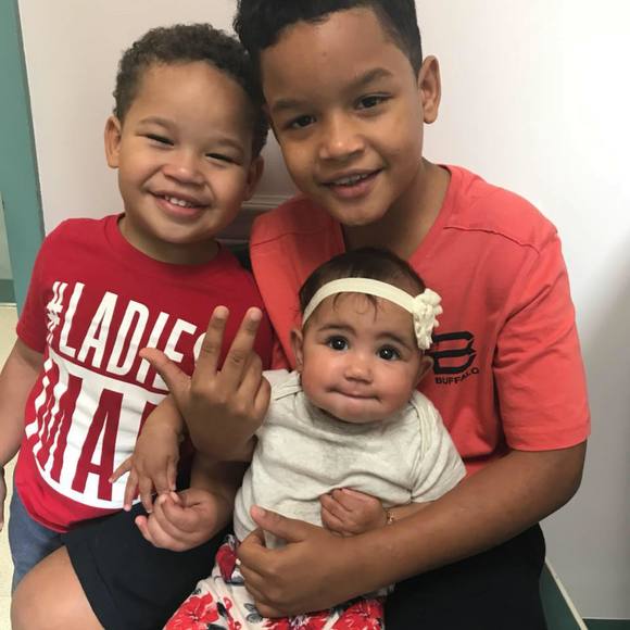 Meet your Posher, Marienny - Picture 1 of 1